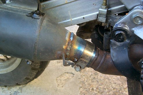 Bild 9. Anschlussst&uuml;ck angeschwei&szlig;t und montiert